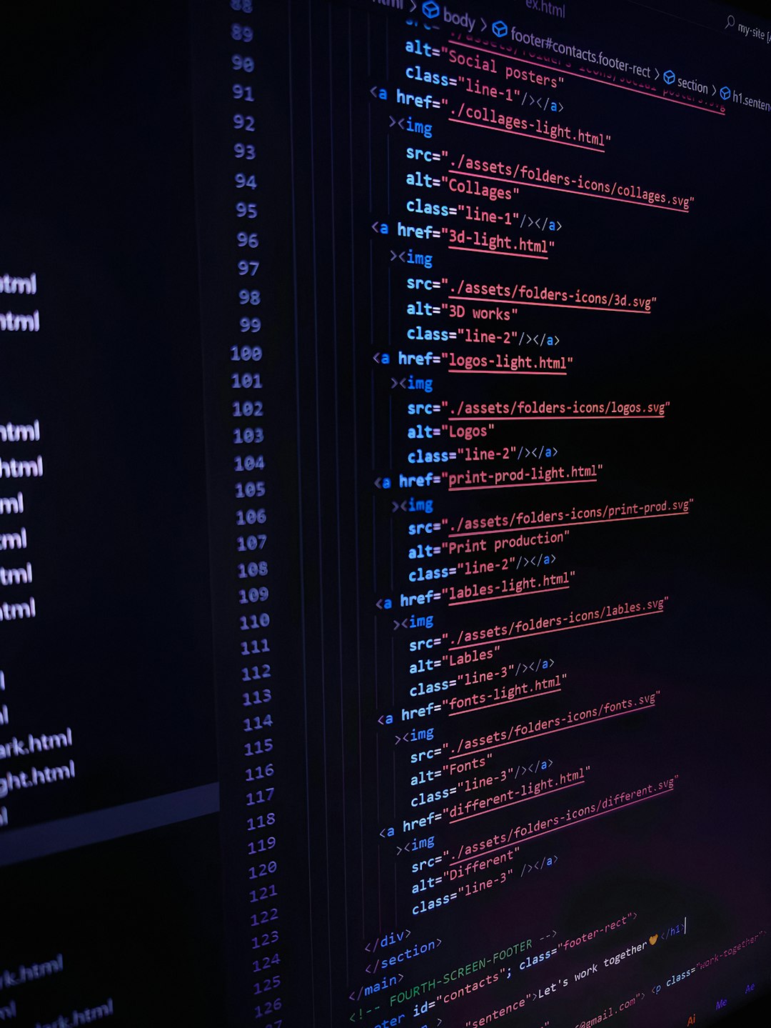 a-computer-screen-with-a-bunch-of-data-on-it-xldwjzlyjcm